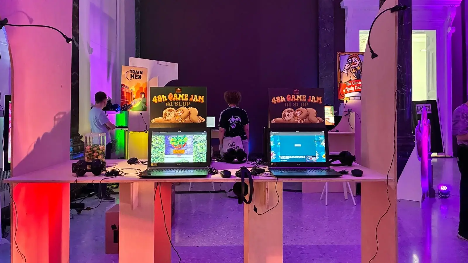 Installation und spielbare Prototypen des internationalen AI-Slop Game Jams bei der GameZone 2026 in der Staatsgalerie Stuttgart